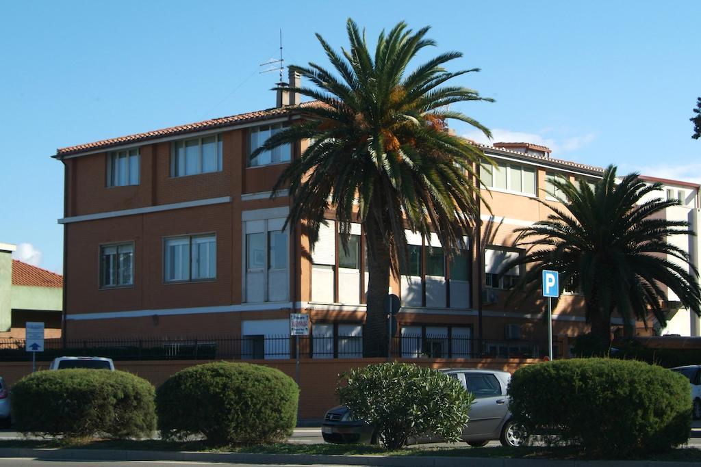 B&Beach Cagliari Guest House Экстерьер фото