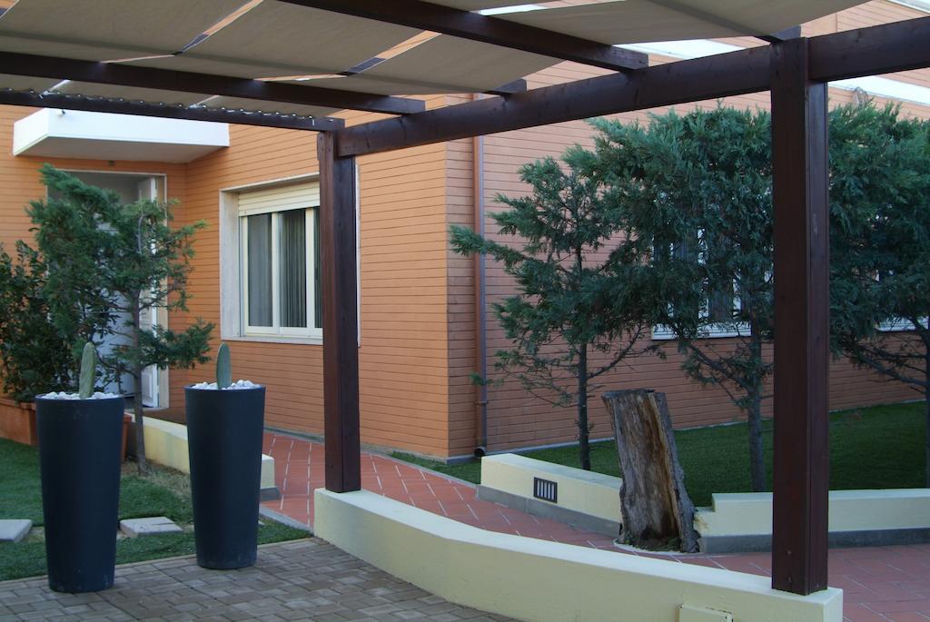 B&Beach Cagliari Guest House Экстерьер фото