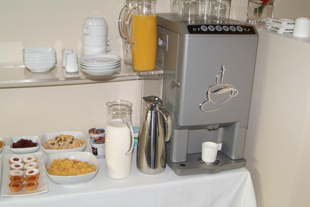 B&Beach Cagliari Guest House Экстерьер фото